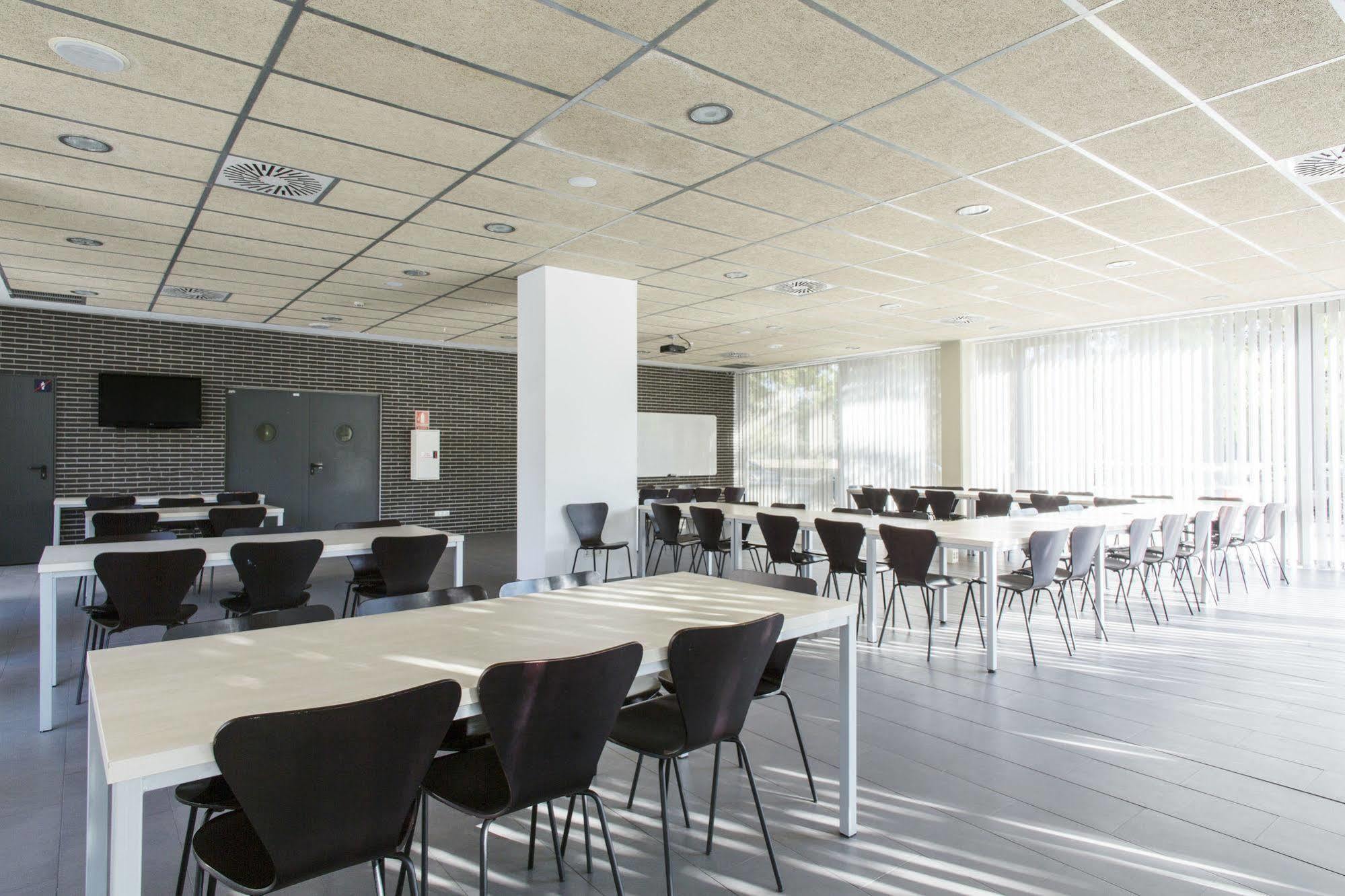 Residencia Universitaria Resa Damia Bonet Valencia Exterior foto